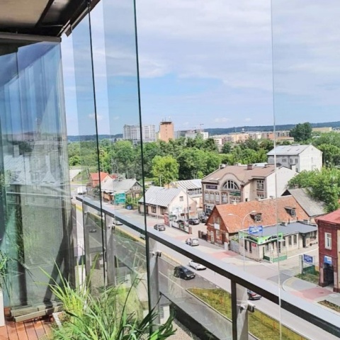 Bezrámové rámové balkónové systémy, výrobca Poľsko